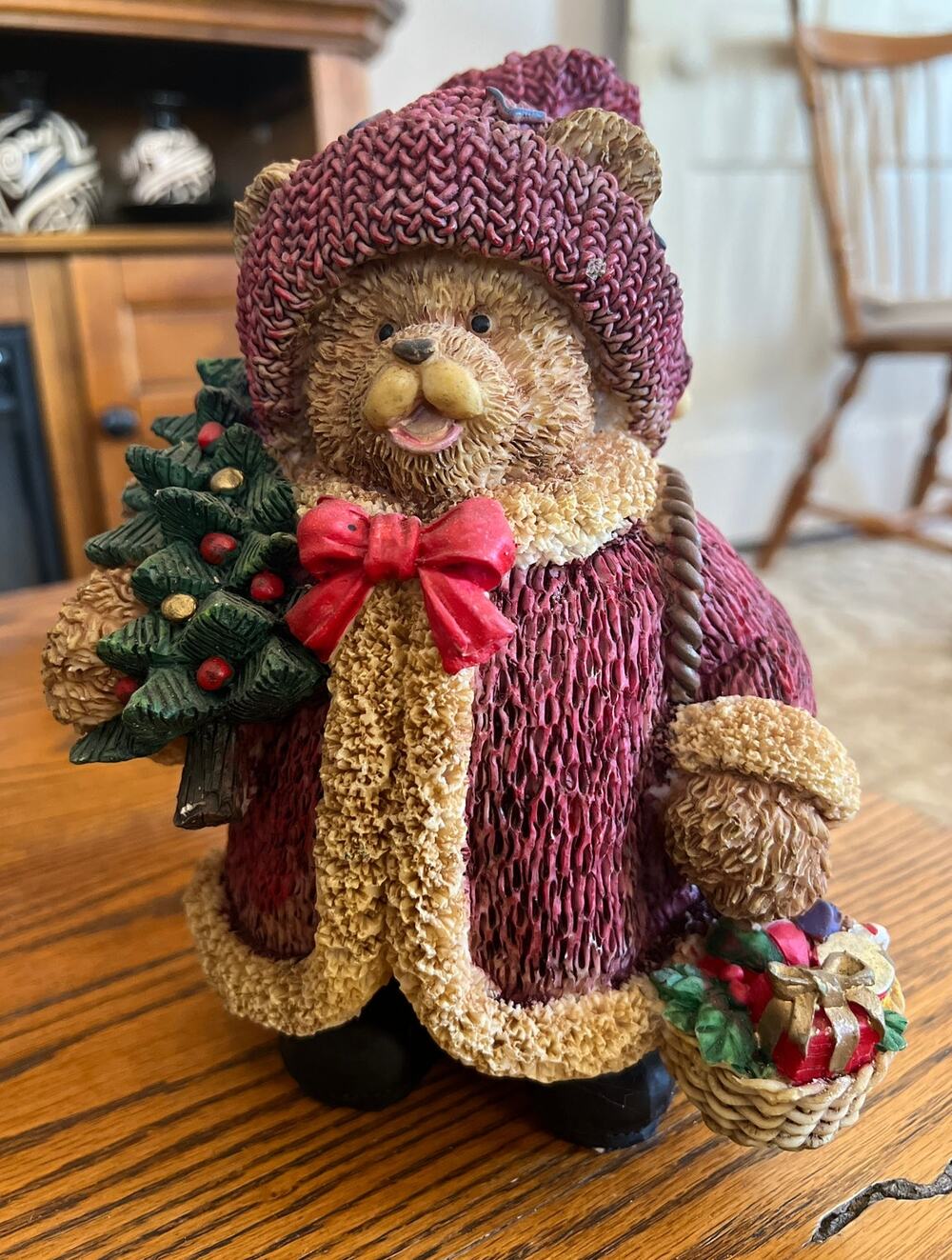 Holiday Decorations Bear with Chritsmas Tree Resin Figurine